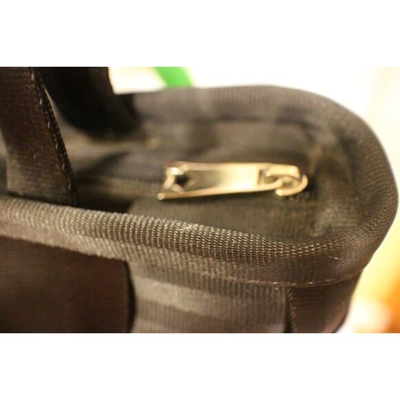 (Z) HARVEY'S seatbelt BLACK SHOULDER bag purse (100 - Picture 6 of 11
